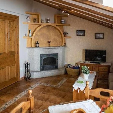 El Nido De Gredos Cuco Apartamento Con Chimenea نافاريدوندا دي غريدوس المظهر الخارجي الصورة