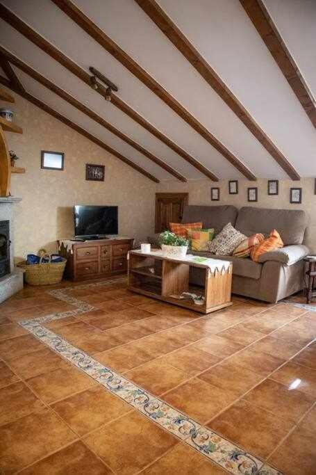 El Nido De Gredos Cuco Apartamento Con Chimenea نافاريدوندا دي غريدوس المظهر الخارجي الصورة